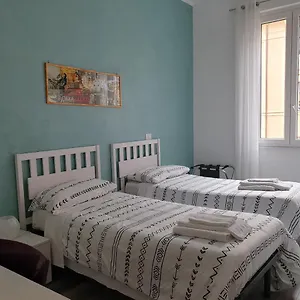 Holidays In - Casa de hóspedes